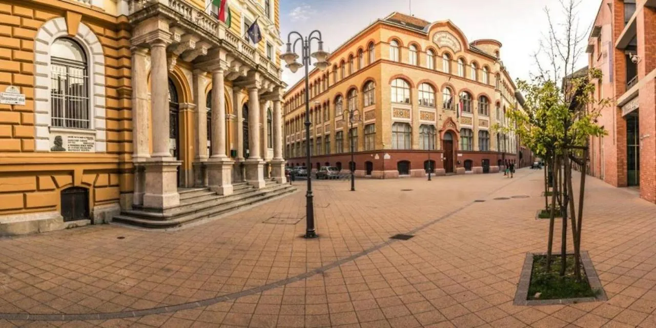 New Blue Danube Apartment With Balcony And Parking Βουδαπέστη Ουγγαρία