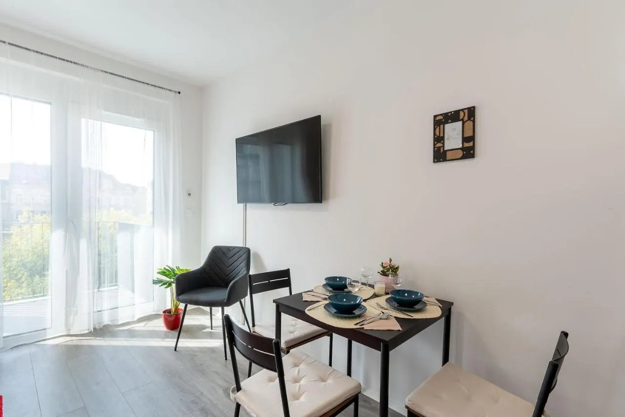 New Blue Danube Apartment With Balcony And Parking Budapest